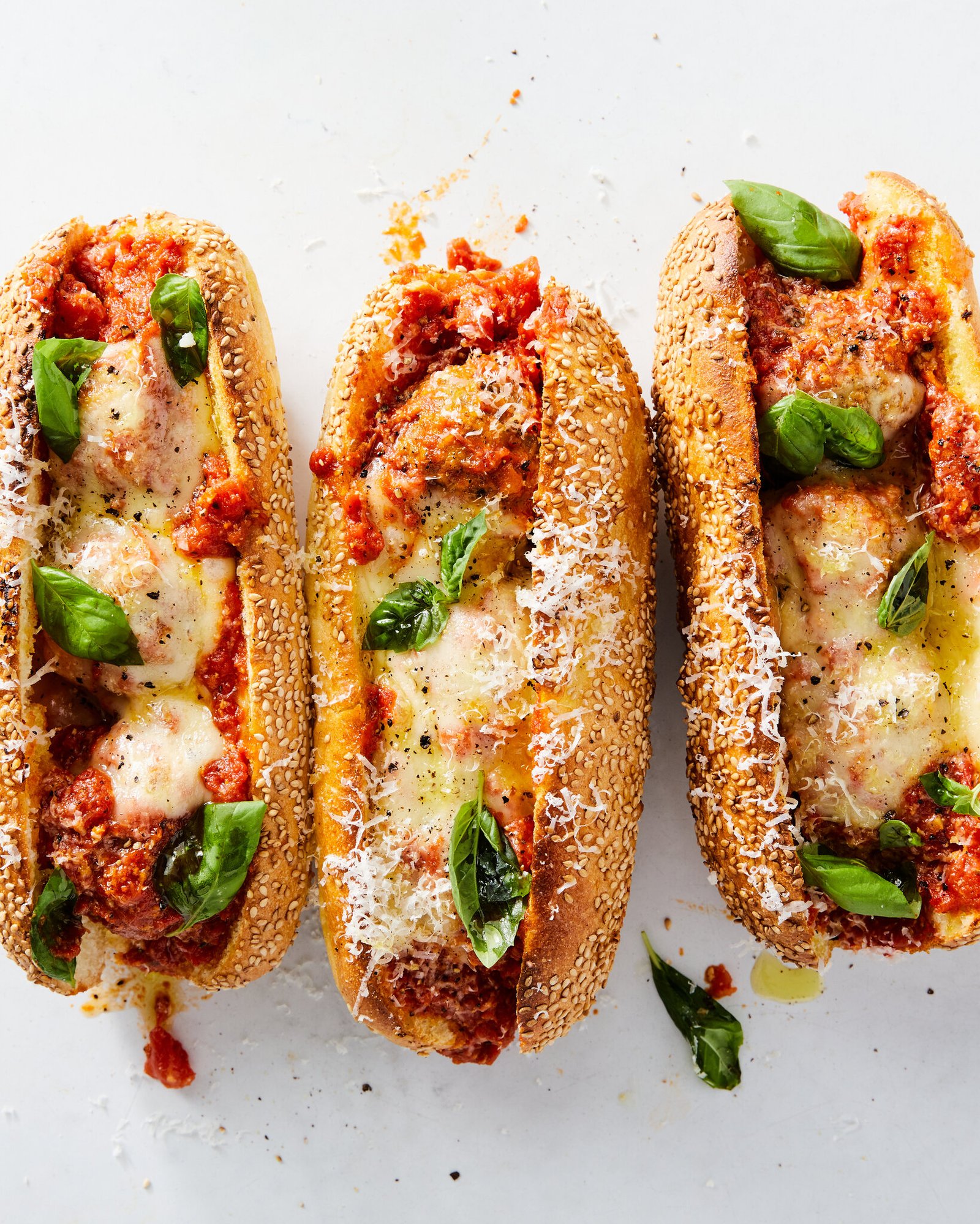 24-easy-quick-dinner-recipes-1632175796332-superJumbo