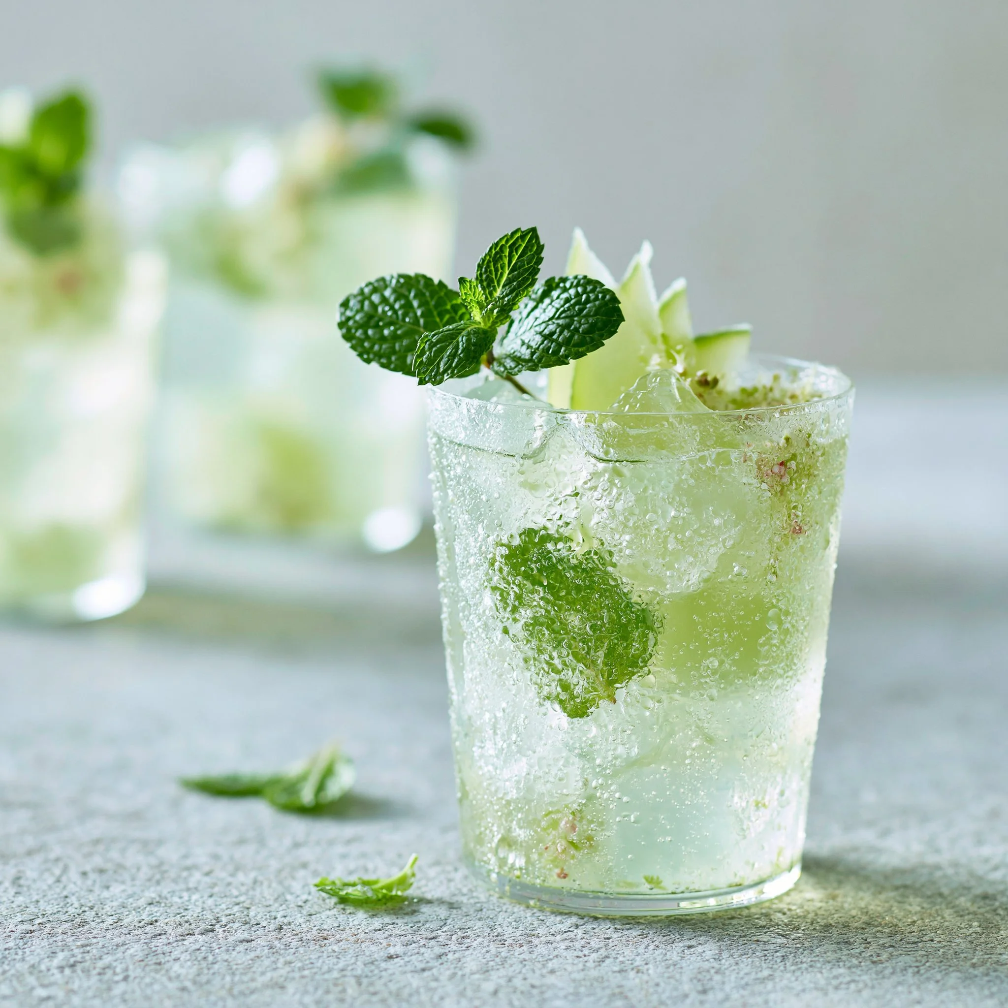 Té helado de melón y menta